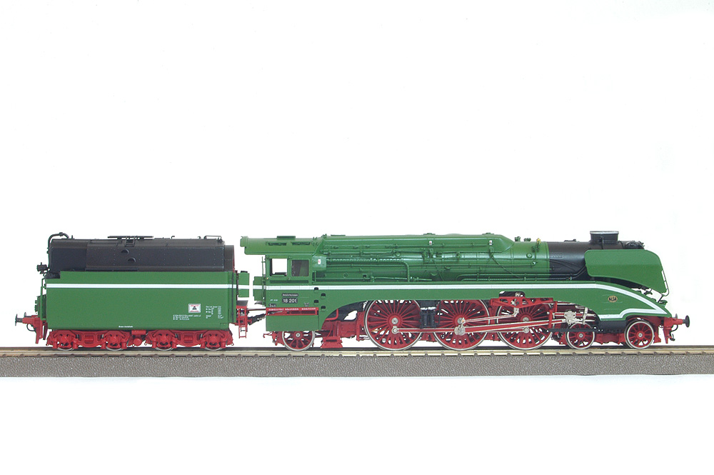 Lemke Spur H0 LD18201 Dampflok BR 18 201 DR grün Museumsversion Rekolok Neu